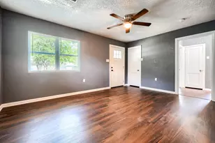 3033 Ballinger Dr, Garland, TX 75041 - Photo 9