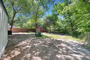 2926 Hillglenn Rd, Dallas, TX 75228 - Photo 31