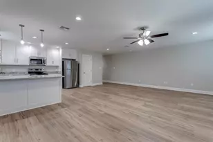 601 Casa Linda Dr, Ennis, TX 75119 - Photo 7