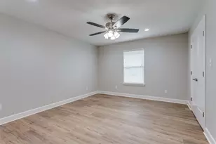 601 Casa Linda Dr, Ennis, TX 75119 - Photo 21