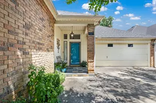 2015 N St Andrews Ct, Arlington, TX 76011 - Photo 3