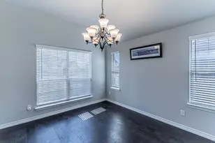 1901 Maplewood Dr, Glenn Heights, TX 75154 - Photo 11