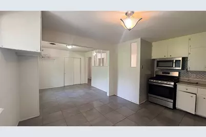 4200 Arrowwood Drive, Fort Worth, TX 76115 - Photo 7