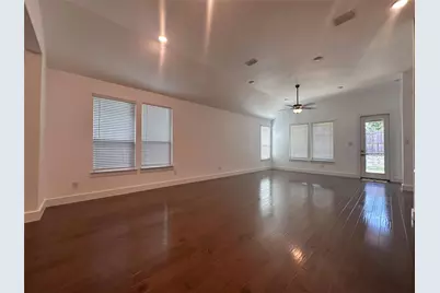 2609 Chevy Chase Drive, Denton, TX 76207 - Photo 17
