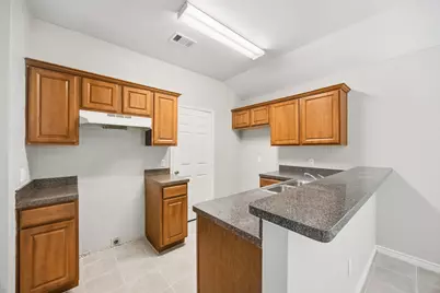 2206 Spikes Street, Grand Prairie, TX 75051 - Photo 11