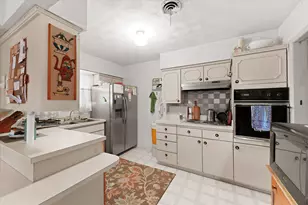 2806 Maple Dr, Garland, TX 75042 - Photo 5