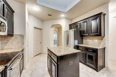 15825 Carlton Oaks Drive, Fort Worth, TX 76177 - Photo 9