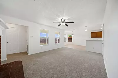 633 Madeline Court, Azle, TX 76020 - Photo 5