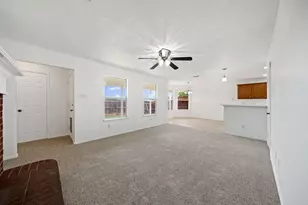633 Madeline Ct, Azle, TX 76020 - Photo 5