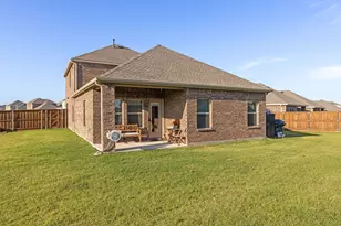 301 Willowmore Dr, Little Elm, TX 75068 - Photo 23