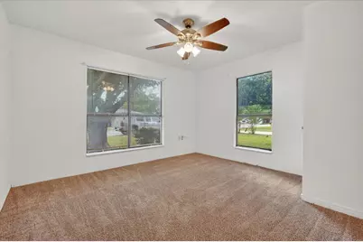 988 N Clinton Street, Stephenville, TX 76401 - Photo 7