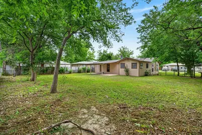 988 N Clinton Street, Stephenville, TX 76401 - Photo 17
