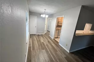 906 N Austin St, Denton, TX 76201 - Photo 11