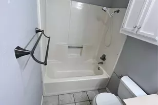 906 N Austin St, Denton, TX 76201 - Photo 13