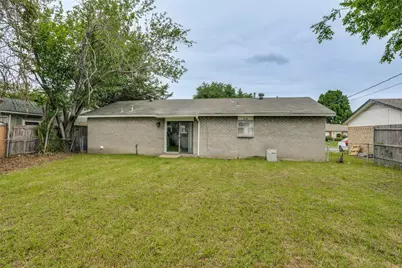 714 Shorecrest Drive, Garland, TX 75040 - Photo 13