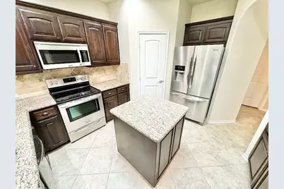 3020 Tamarack Lane, Denton, TX 76226 - Photo 7