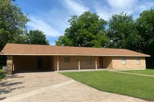 1304 S Walnut St, Clarksville, TX 75426 - Photo 25