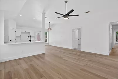 6021 Hartman Road, Forest Hill, TX 76119 - Photo 7