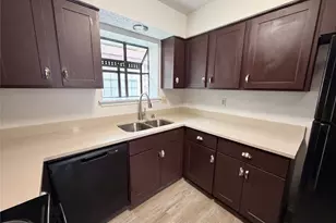 1502 Allen Dr, Cedar Hill, TX 75104 - Photo 9