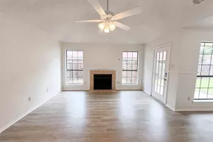 1502 Allen Dr, Cedar Hill, TX 75104 - Photo 3