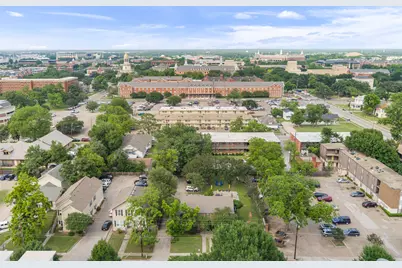 1500 S 10th Street, Waco, TX 76706 - Photo 3