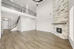 108 Prairie Wolf Ct, Godley, TX 76044 - Photo 9