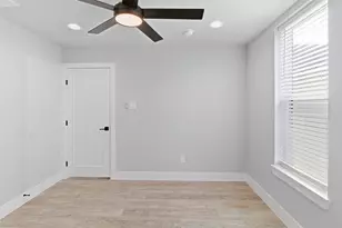 2115 N Fitzhugh Ave, Dallas, TX 75204 - Photo 23