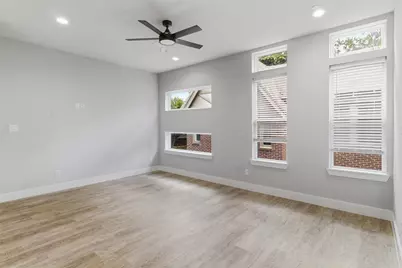 2115 N Fitzhugh Avenue #102, Dallas, TX 75204 - Photo 19