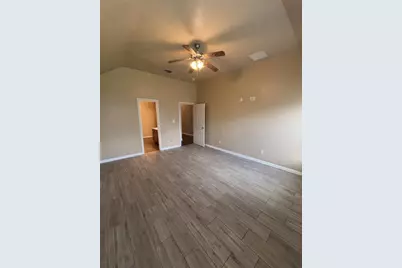 673 S Heights Drive, Crowley, TX 76036 - Photo 7