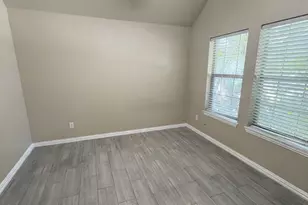 673 S Heights Dr, Crowley, TX 76036 - Photo 3