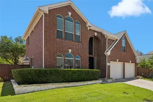 138 Arbor Glen Dr, Euless, TX 76039 - Photo 1