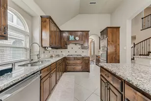 2964 Mirado, Grand Prairie, TX 75054 - Photo 11