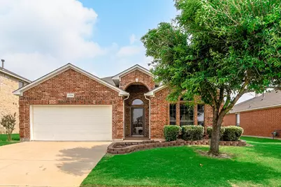 1709 Wild Deer Way, Arlington, TX 76002 - Photo 1