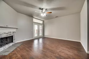 216 Touchdown Dr, Irving, TX 75063 - Photo 17