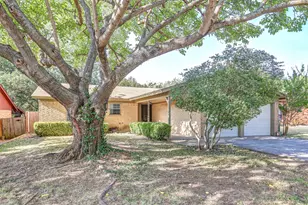 6540 Windrock Dr, Watauga, TX 76148 - Photo 3
