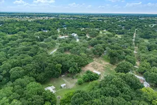 3917 Hidden Lake Ct, Alvarado, TX 76009 - Photo 35