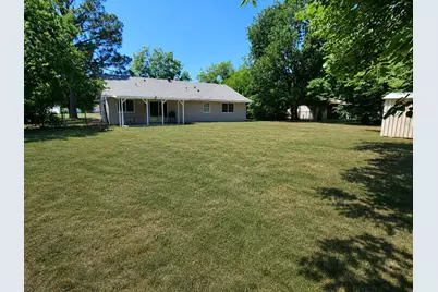 908 Dover Circle, Gainesville, TX 76240 - Photo 13