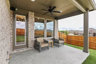 1037 Clayton St, Aubrey, TX 76227 - Photo 33