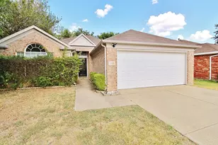 210 Ridgecrest Dr, Cedar Hill, TX 75104 - Photo 1
