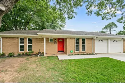217 Glenn Drive, Hurst, TX 76053 - Photo 35