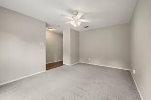 217 Glenn Dr, Hurst, TX 76053 - Photo 9