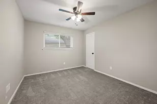 217 Glenn Dr, Hurst, TX 76053 - Photo 25