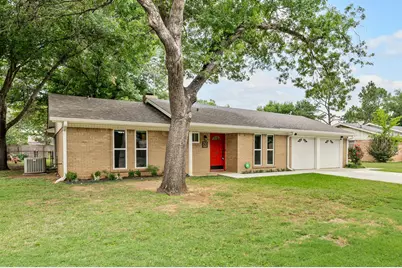 217 Glenn Drive, Hurst, TX 76053 - Photo 33