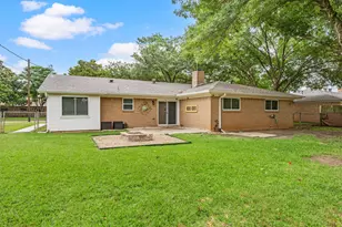 217 Glenn Dr, Hurst, TX 76053 - Photo 29