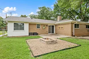 217 Glenn Dr, Hurst, TX 76053 - Photo 3