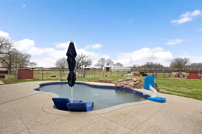 294 County Road 3386, Paradise, TX 76073 - Photo 11
