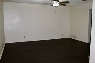 2207 Canterbury Ct, Denton, TX 76205 - Photo 9