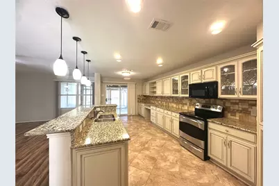 809 Essex Drive, McKinney, TX 75071 - Photo 9