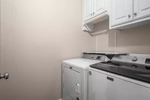 402 Spring St, McGregor, TX 76657 - Photo 13
