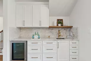 10930 Beauty Ln, Dallas, TX 75229 - Photo 19